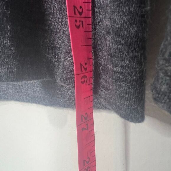 LOFT Charcoal Gray Soft Turtleneck Lightweight Button wrist Sz XS - Picture 6 of 8